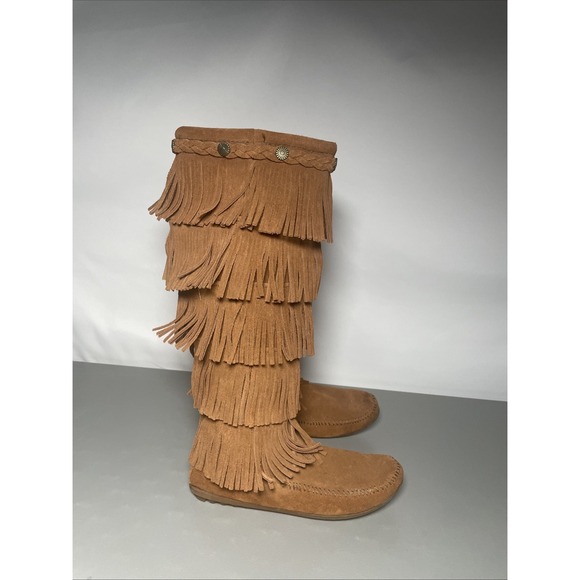 Minnetonka Shoes - Minnetonka Moccasins 1652 Women's 5 Layer Fringe Calf High Boots Size 6